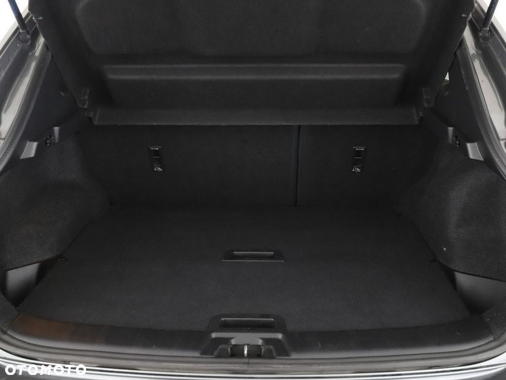 Nissan Qashqai 1.6 DIG-T N-Connecta - 21