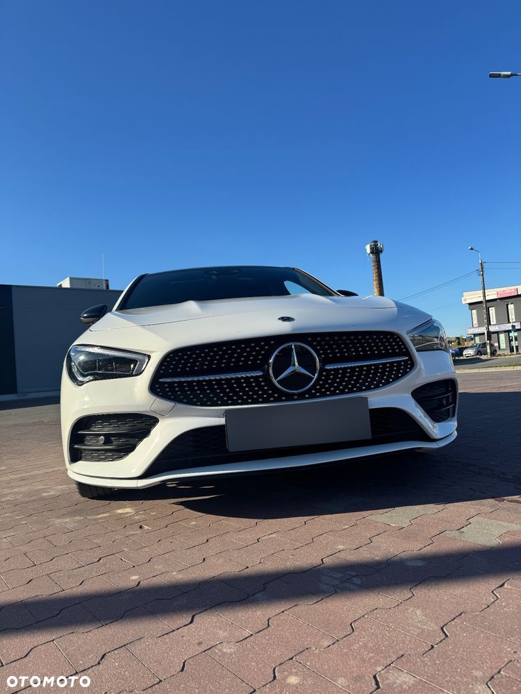 Mercedes-Benz CLA 250 4-Matic AMG Line 7G-DCT - 2