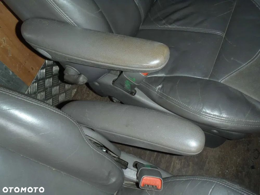 podłokietnik kapitański zagłówek pas z fotela pt cruiser - 1