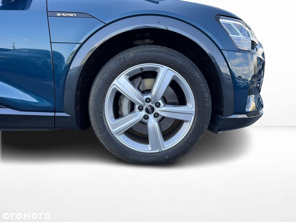 Audi e-tron 50 Quattro Advanced - 11