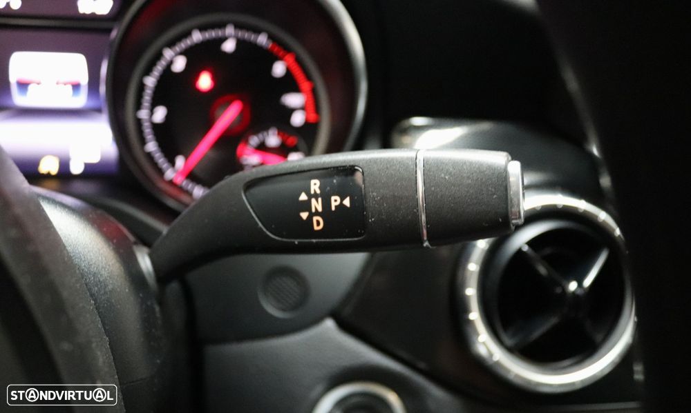 Mercedes-Benz CLA 180 d Shooting Brake Aut. - 17