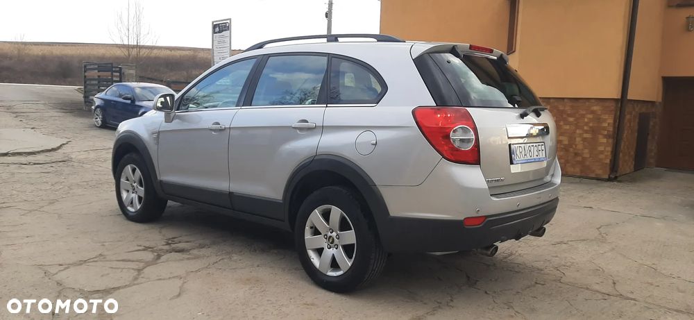 Chevrolet Captiva 2.4 2WD 7 Sitzer LS - 8