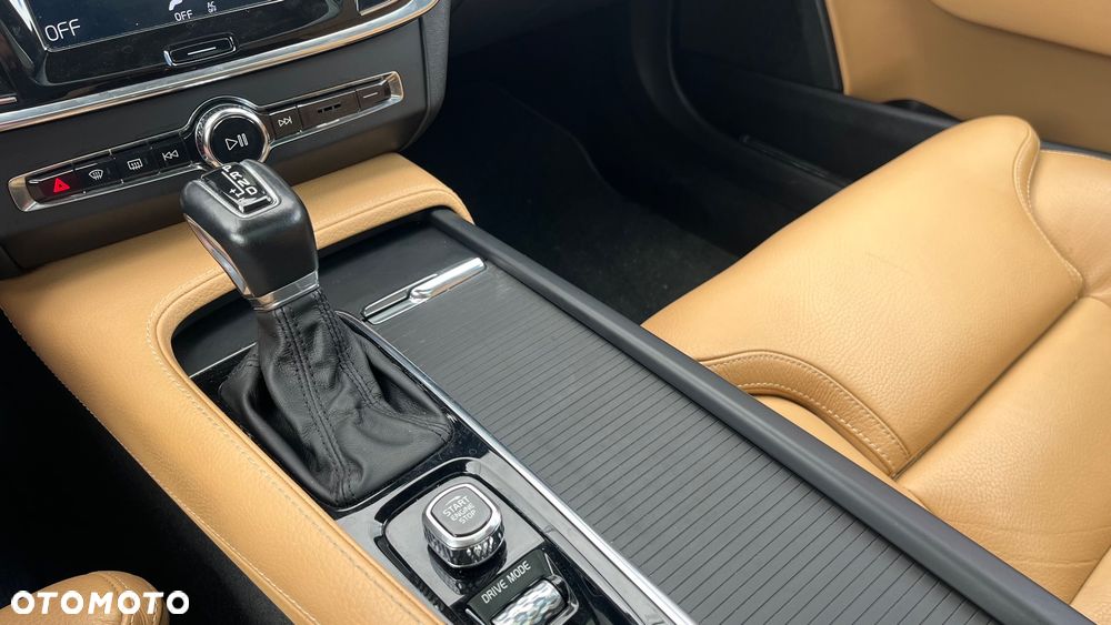 Volvo V90 Cross Country B5 B AWD Geartronic Pro - 14