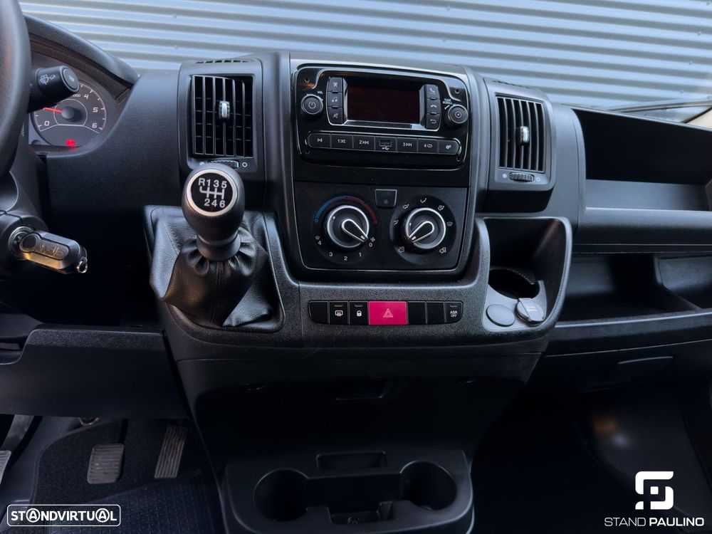 Peugeot Boxer 2.2 BlueHDi 335 L2H2 Premium - 31