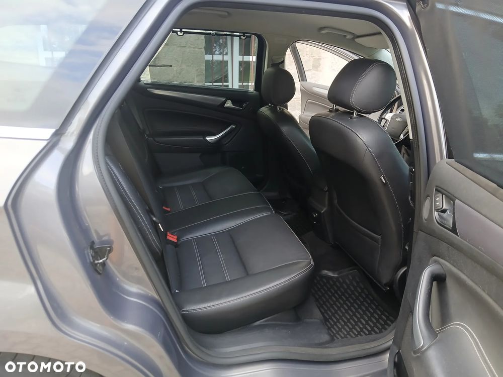 Ford Mondeo 2.0 TDCi Titanium - 22