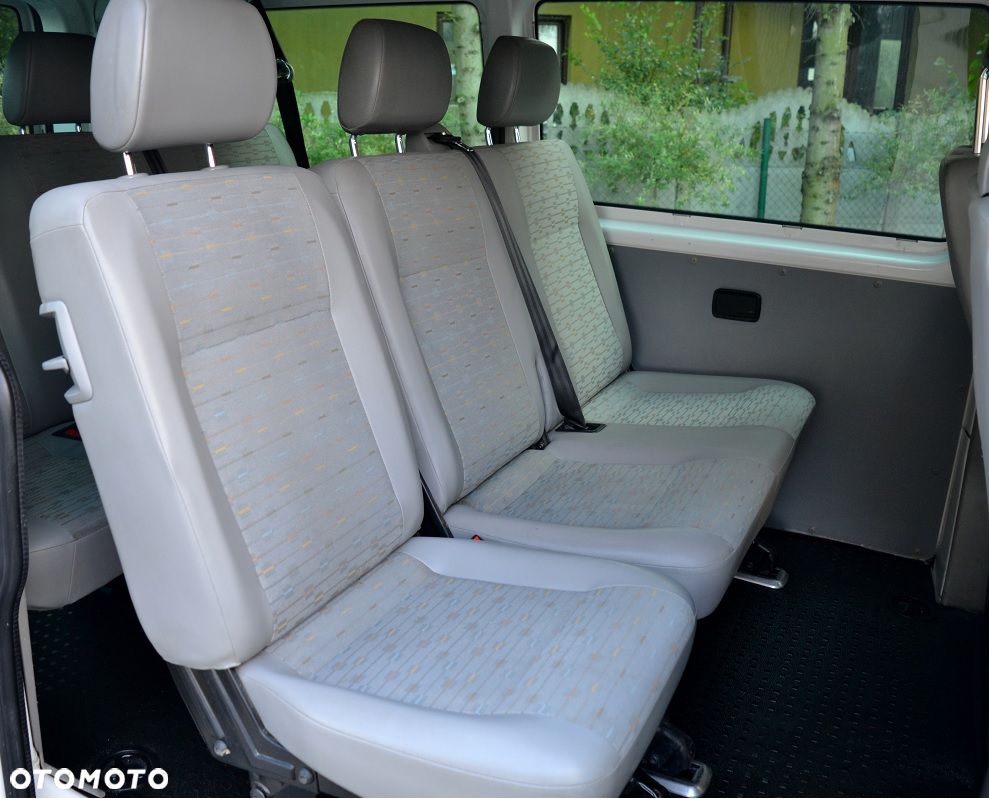 Volkswagen Transporter - 10