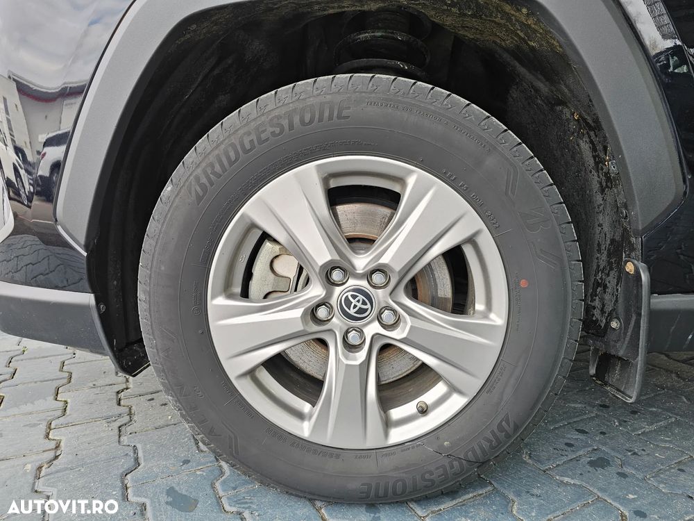 Toyota RAV4 - 4