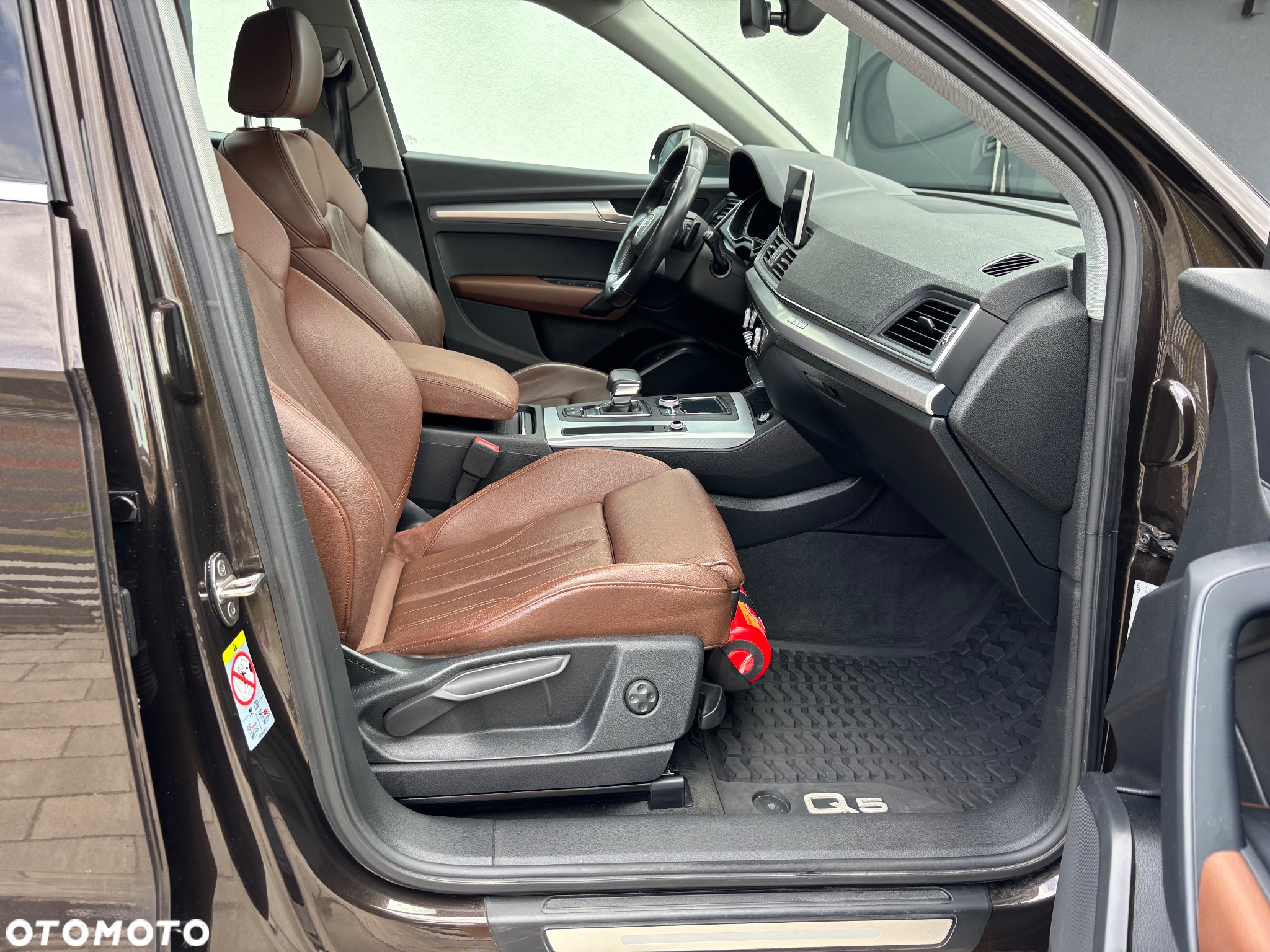 Audi Q5 2.0 TFSI Quattro Design S tronic - 34