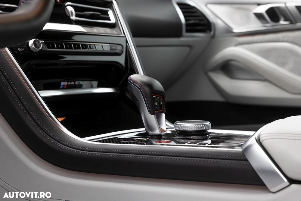 BMW M8 Competition - 36