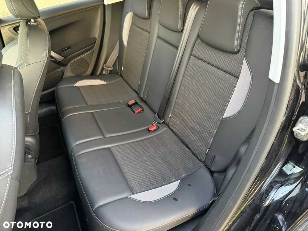 Peugeot 2008 1.5 BlueHDi Allure - 17