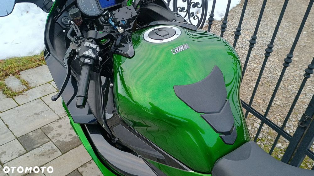 Kawasaki Ninja H2 SX - 35