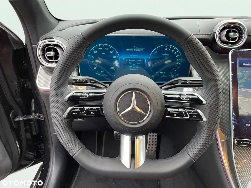 Mercedes-Benz GLC - 25