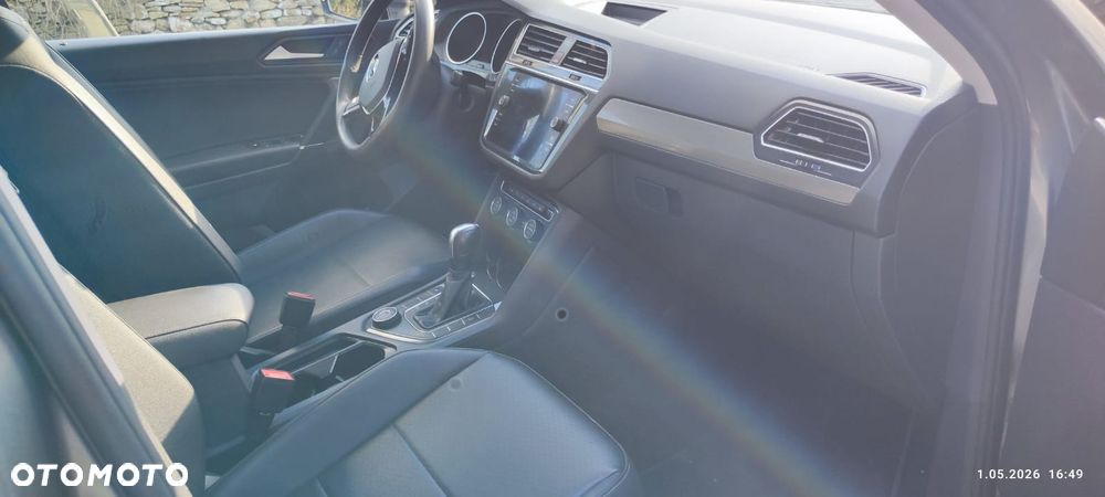 Volkswagen Tiguan - 9