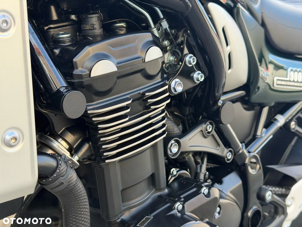 Kawasaki Z 900 RS - 8