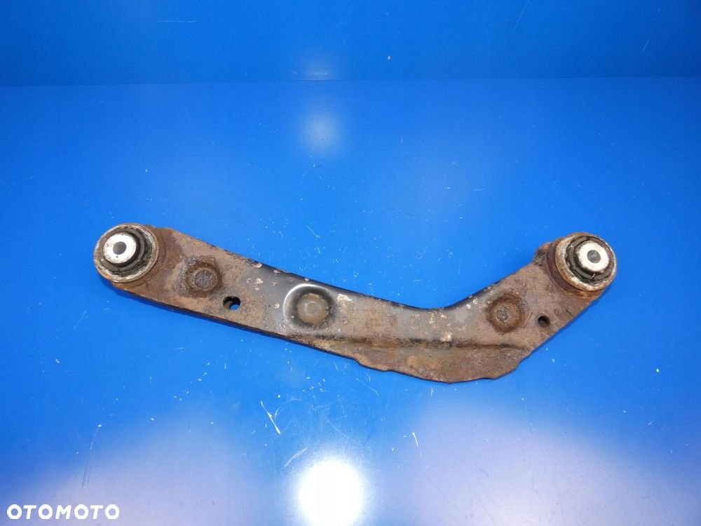 VOLVO XC90 II WAHACZ LEWY TYŁ TYLNY - 1