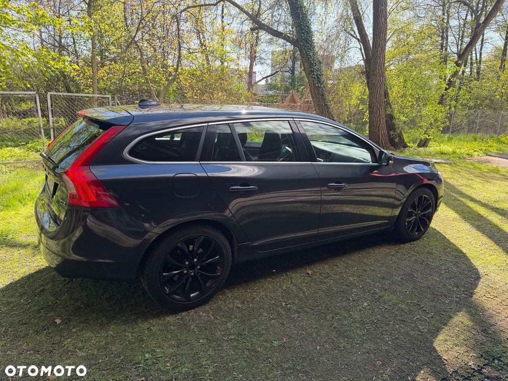 Volvo V60 D3 Drive-E Dynamic Edition (Momentum) - 14