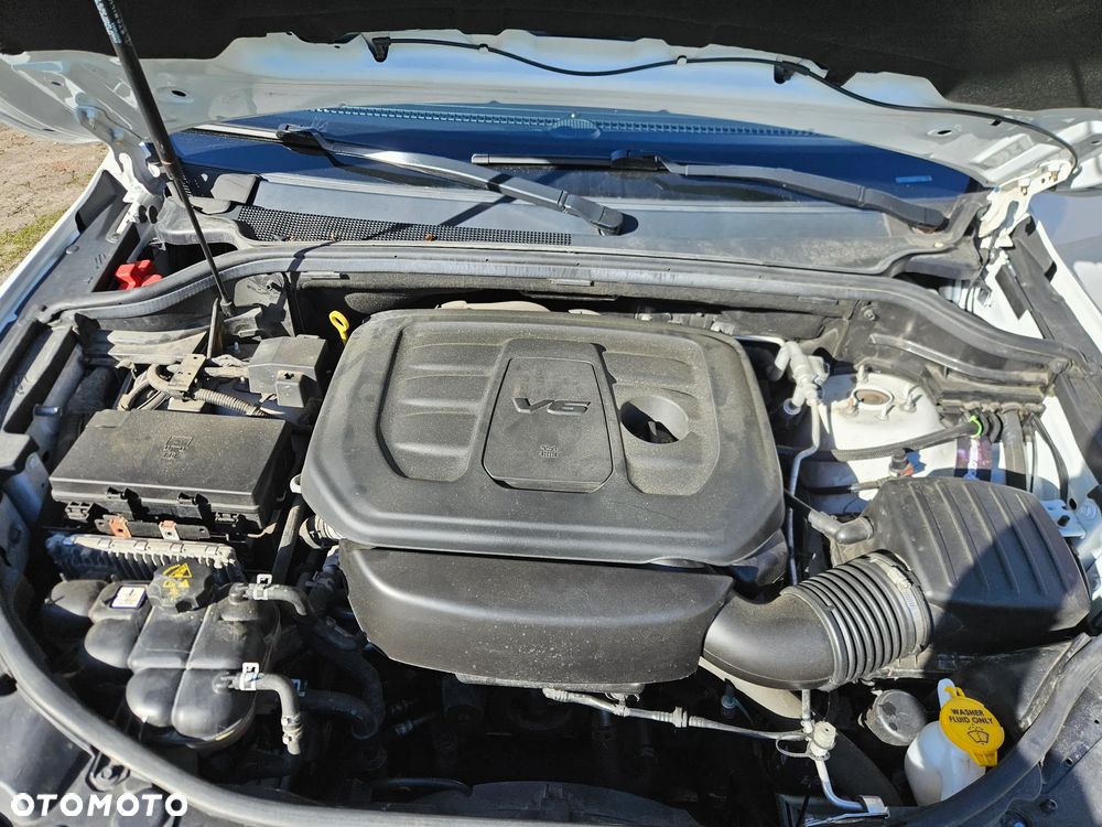 Jeep Grand Cherokee - 16