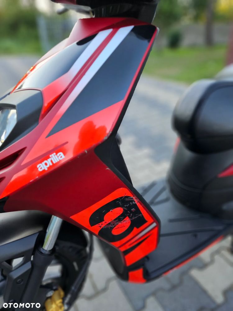 Aprilia SR - 12