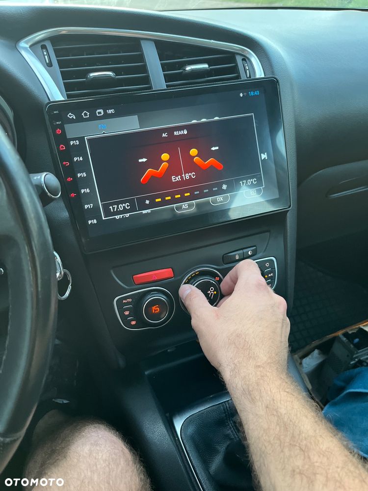 Citroën C4 1.6 HDi Attraction - 3