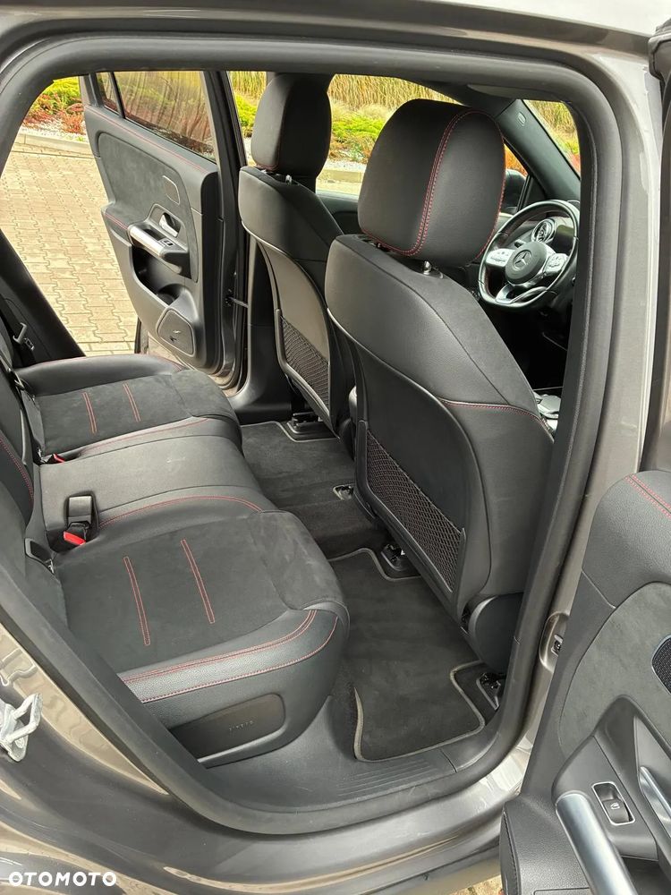 Mercedes-Benz EQA 250 66.5kWh AMG Line - 5