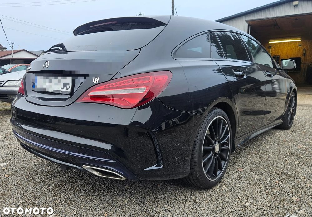 Mercedes-Benz CLA 200 d AMG Line - 3