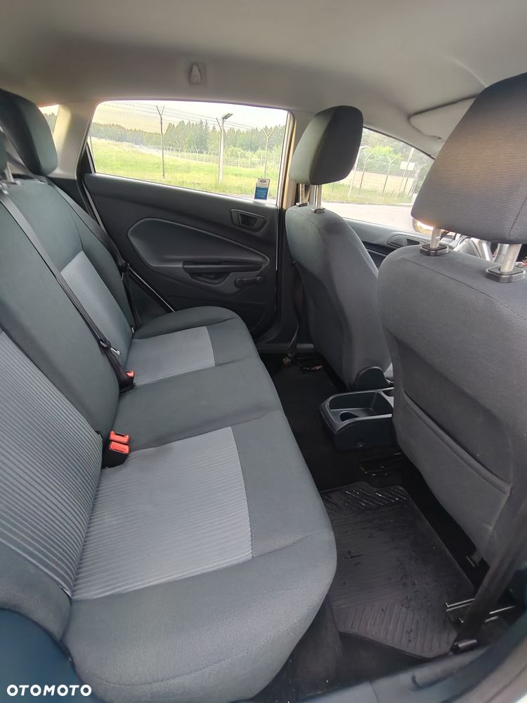 Ford Fiesta 1.4 TDCi Ambiente - 15