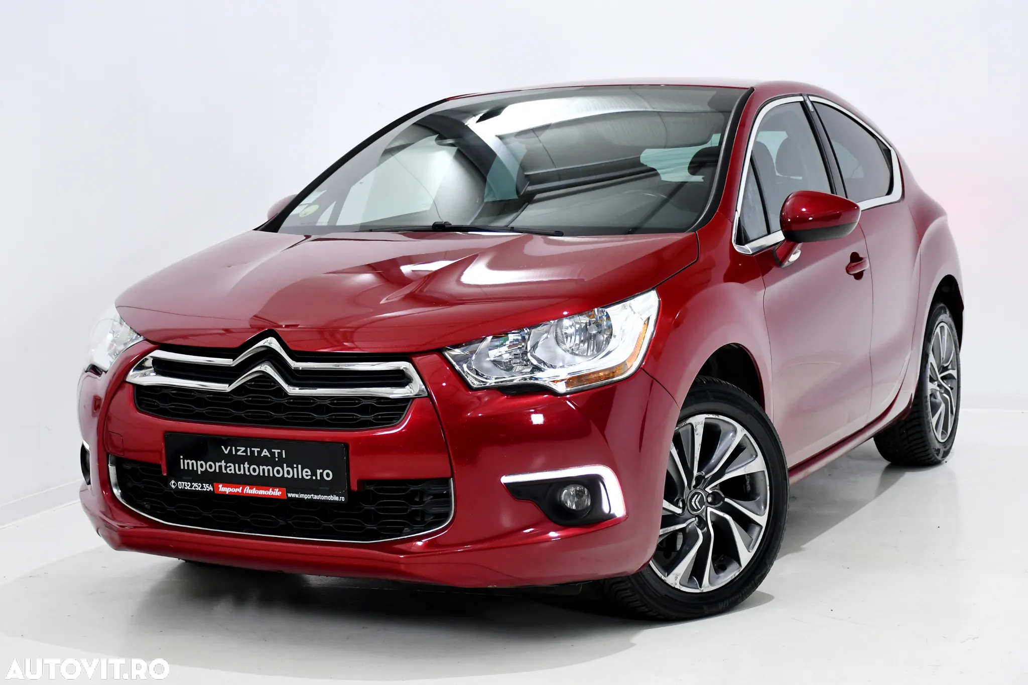 Citroën DS4 e-HDi 110 EGS6 SoChic - 5