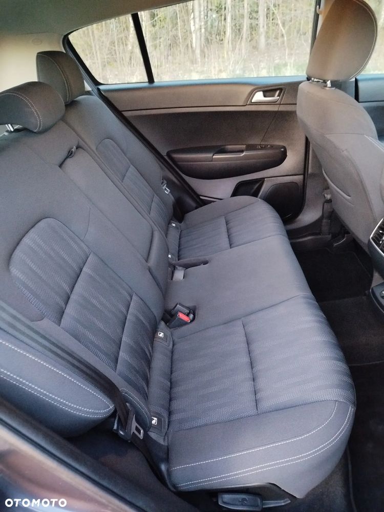 Kia Sportage 1.6 GDI L 2WD - 9