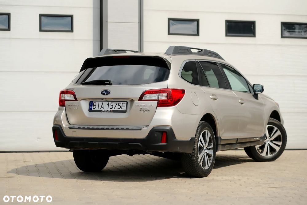 Subaru Outback - 6