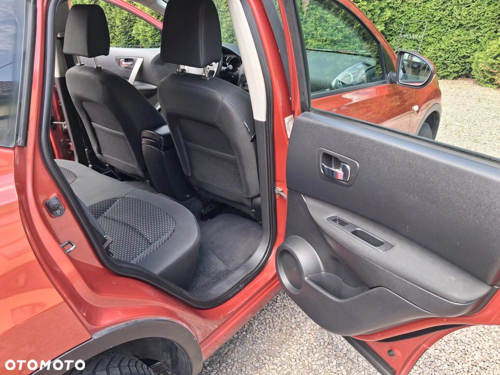 Nissan Qashqai - 14