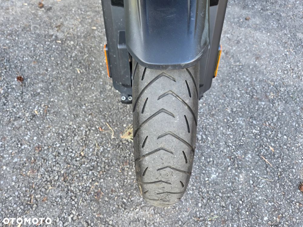 Triumph Tiger - 9