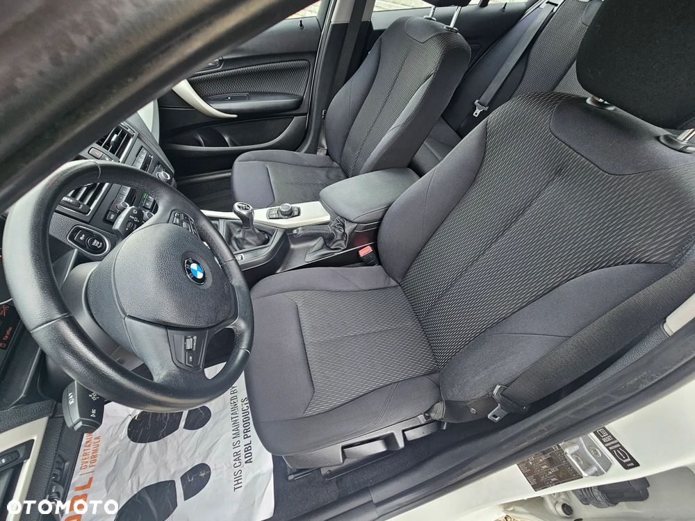 BMW Seria 1 116i - 8