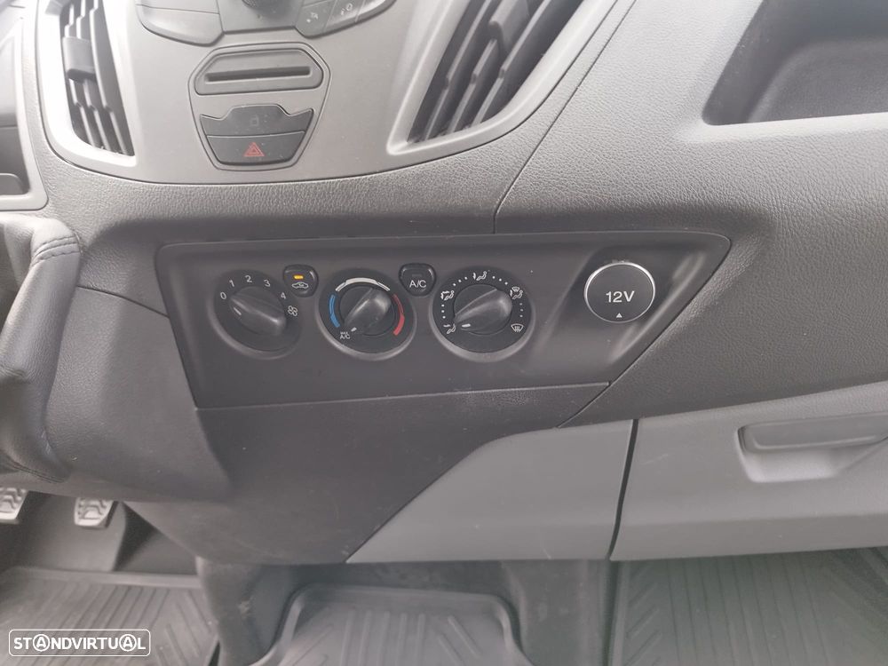 Ford Transit Custom 2.2 Tdci Longa  6 Lugares - 20