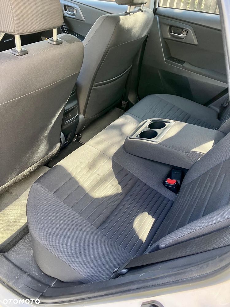 Toyota Auris 1.6 D-4D Comfort - 12
