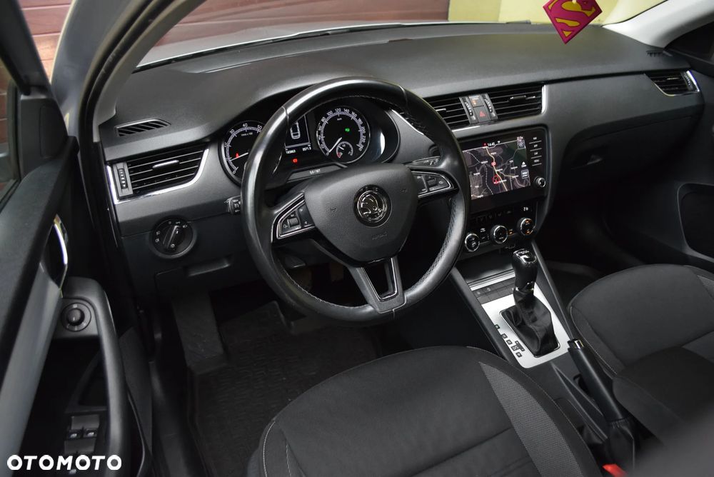 Skoda Octavia 2.0 TSI Clever DSG - 12