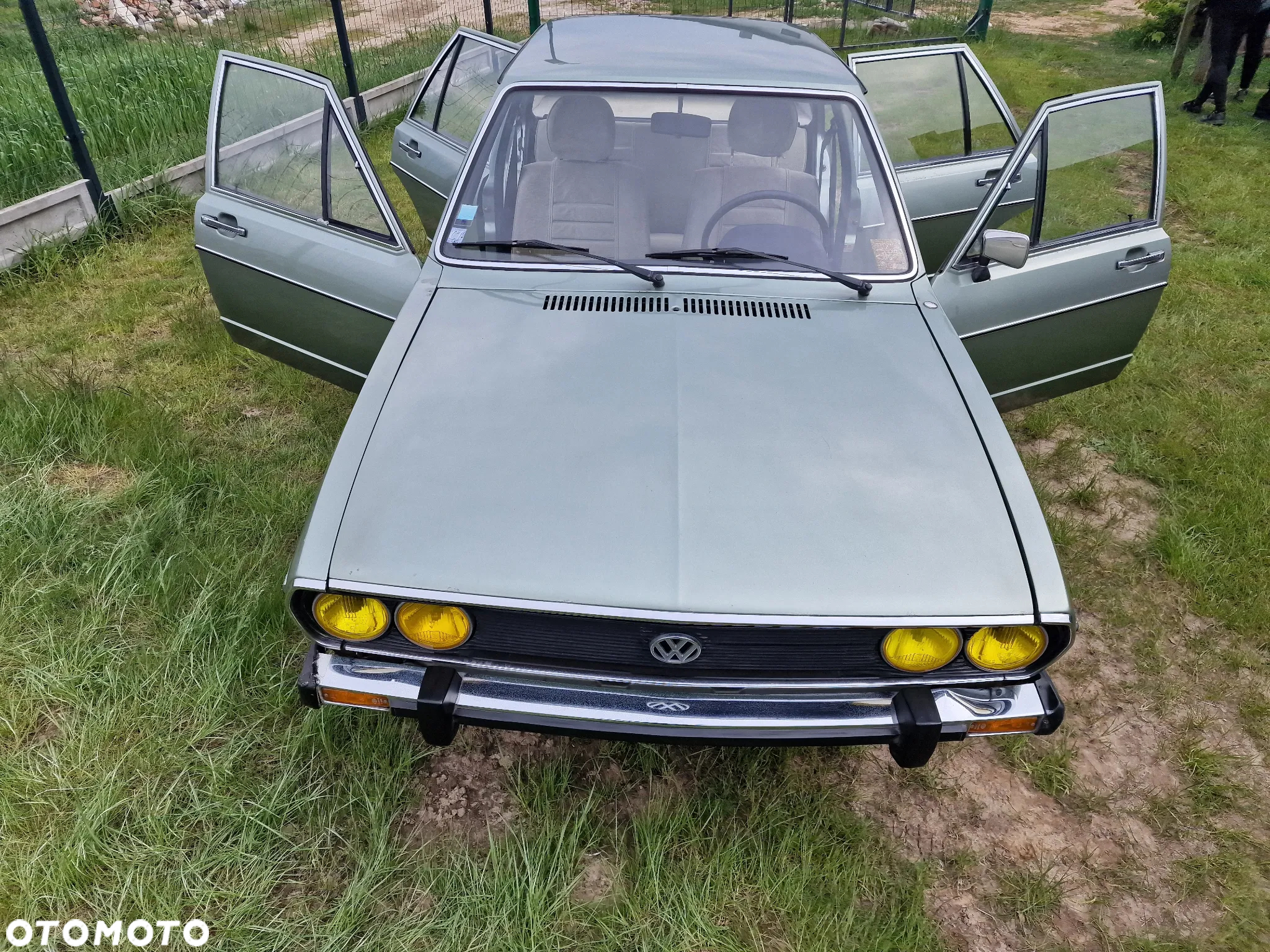 Volkswagen Passat - 29