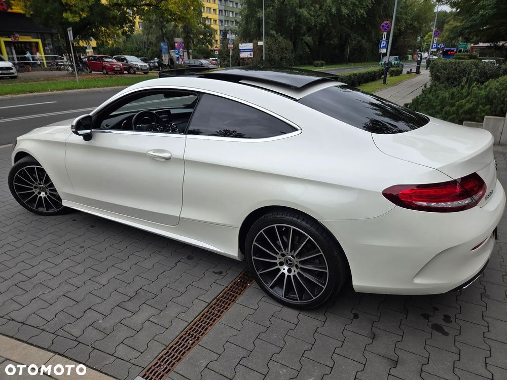 Mercedes-Benz Klasa C 200 4-Matic 9G-TRONIC - 18