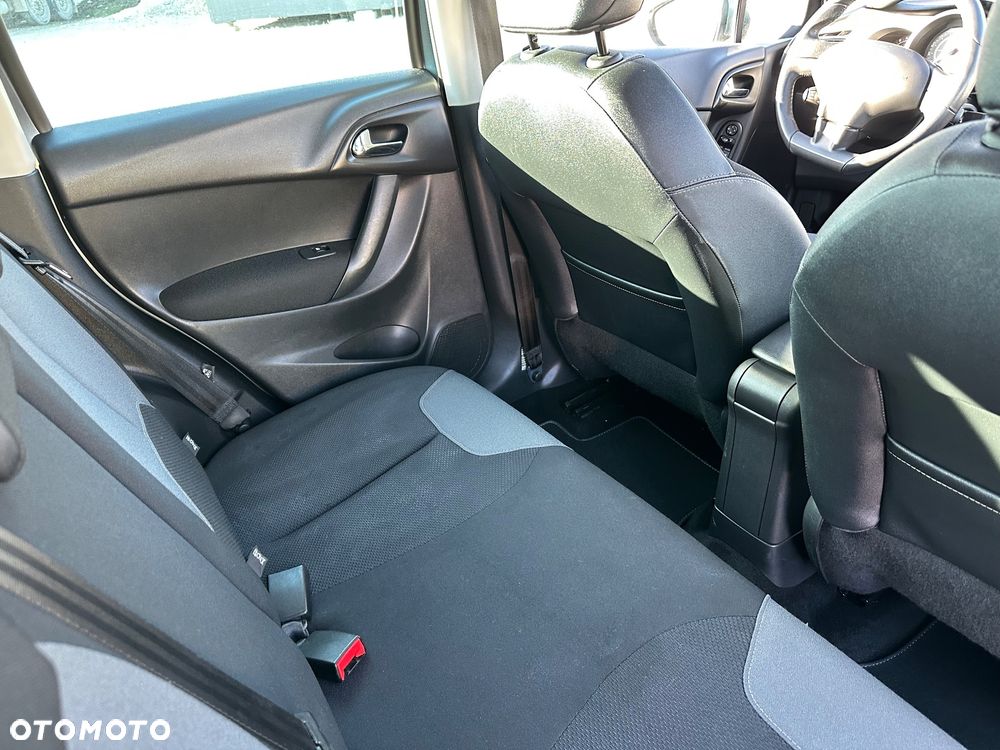 Citroën C3 VTi 95 Exclusive - 32
