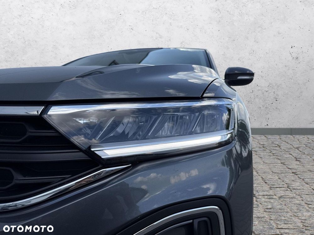 Volkswagen T-Roc - 32