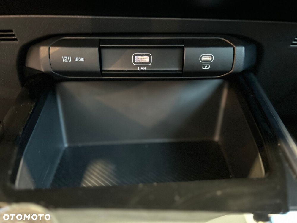 Kia Niro - 26