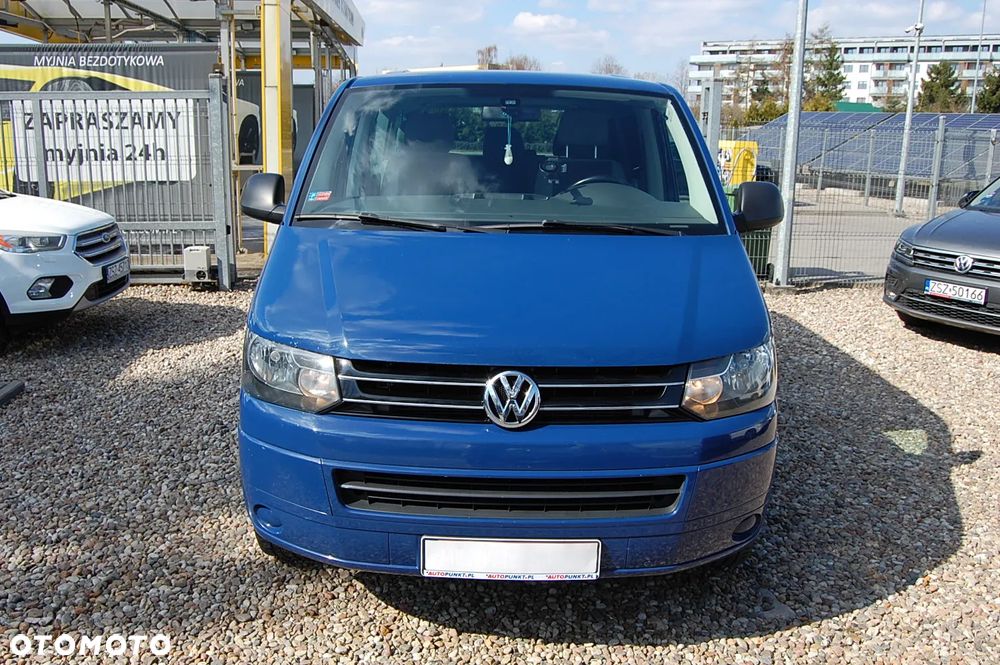 Volkswagen Caravelle - 13