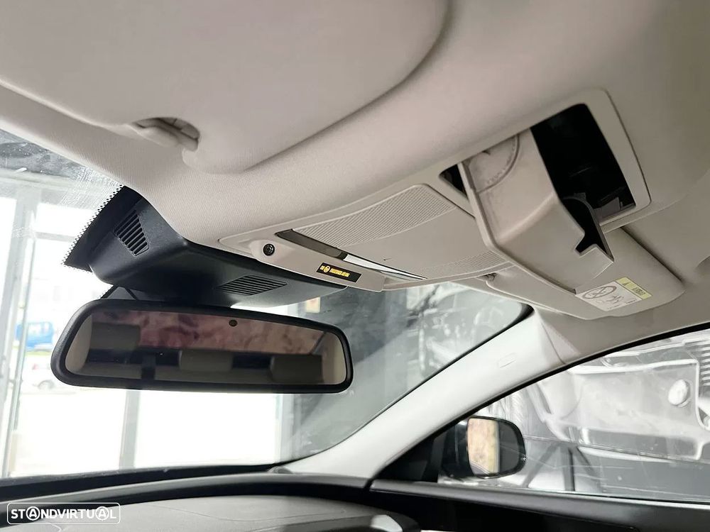 Jaguar XF 2.0 D Prestige Aut. - 19