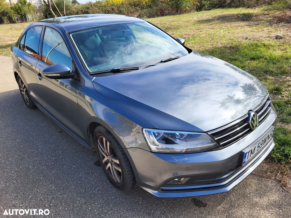 Volkswagen Jetta 1.2 TSI Comfortline - 2