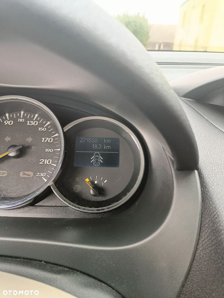 Renault Fluence 1.6 16V Expression - 17