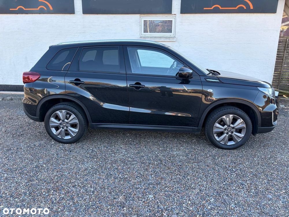 Suzuki Vitara ver-1-4-boosterjet-mhev-elegance-2wd - 2