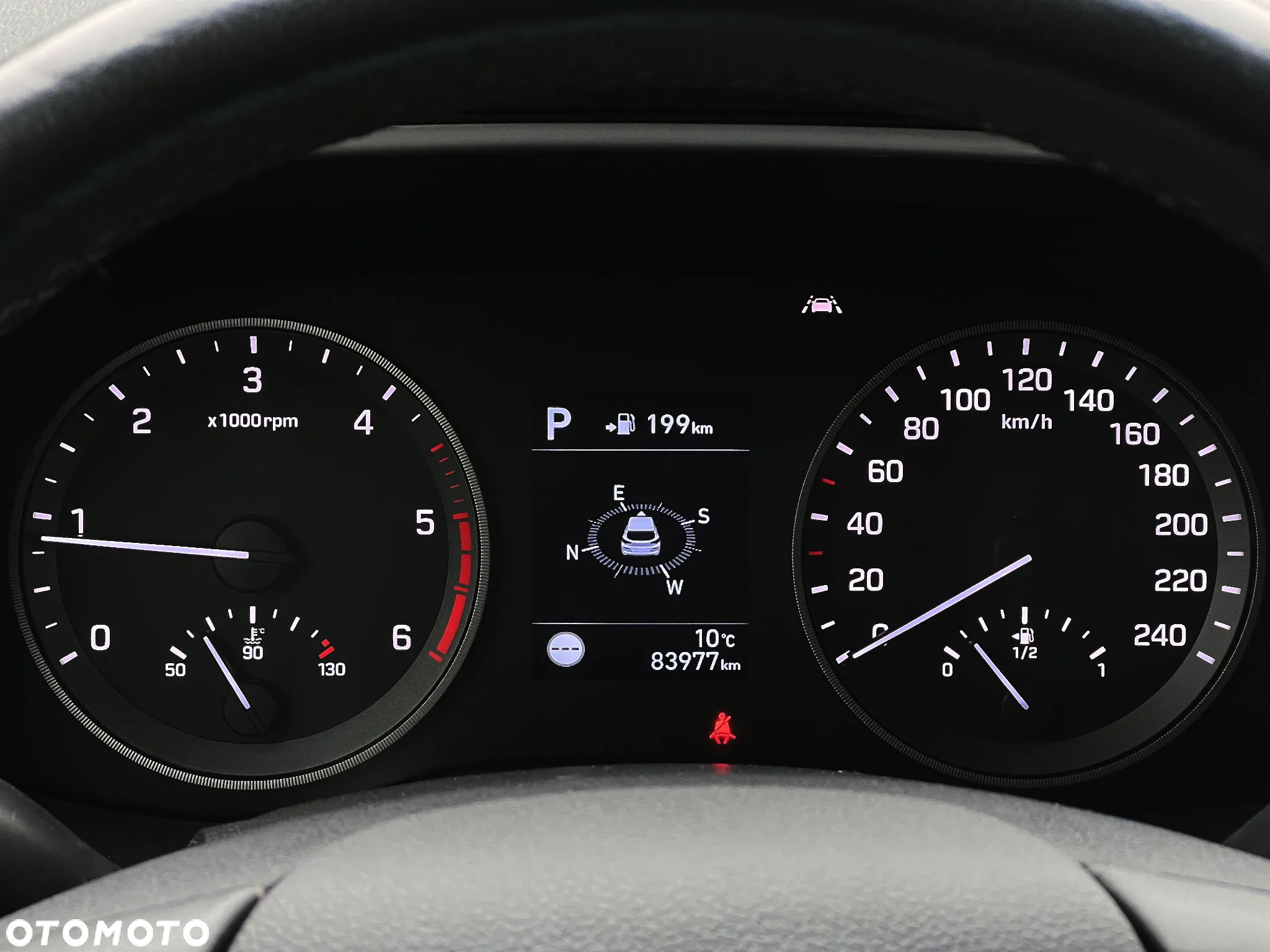 Hyundai Tucson 1.6 CRDi 48V-Hybrid 2WD DCT Trend - 37