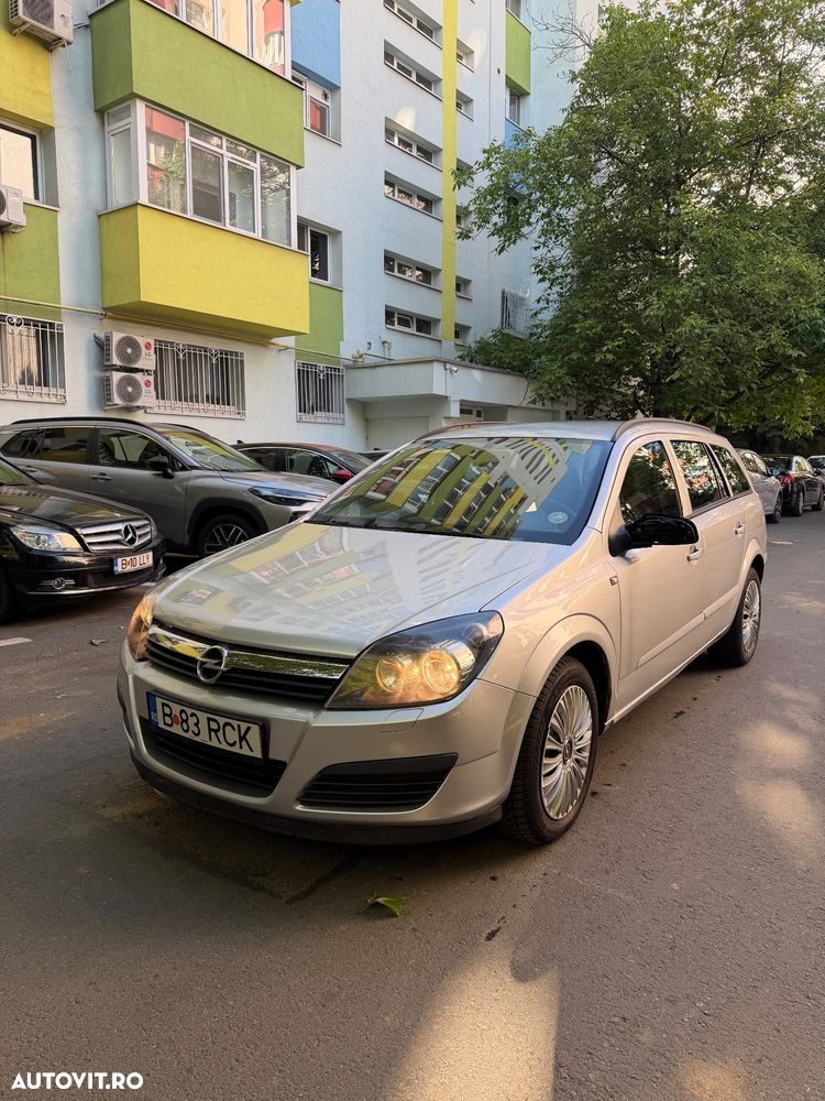 Opel Astra 1.9 CDTI DPF Edition - 1