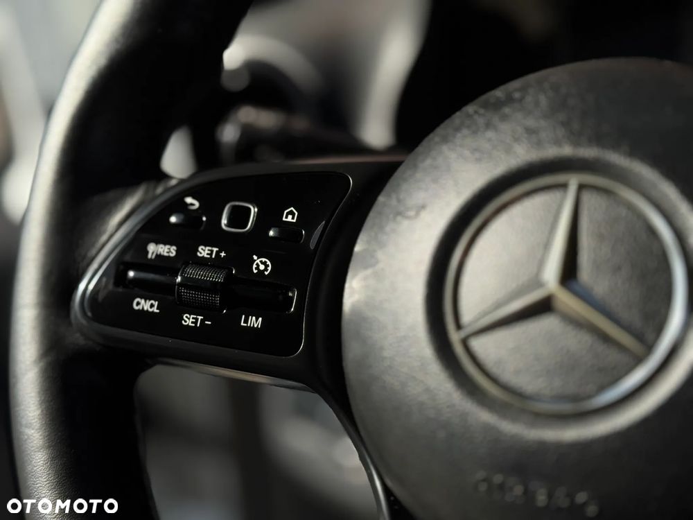 Mercedes-Benz SPRINTER - 23