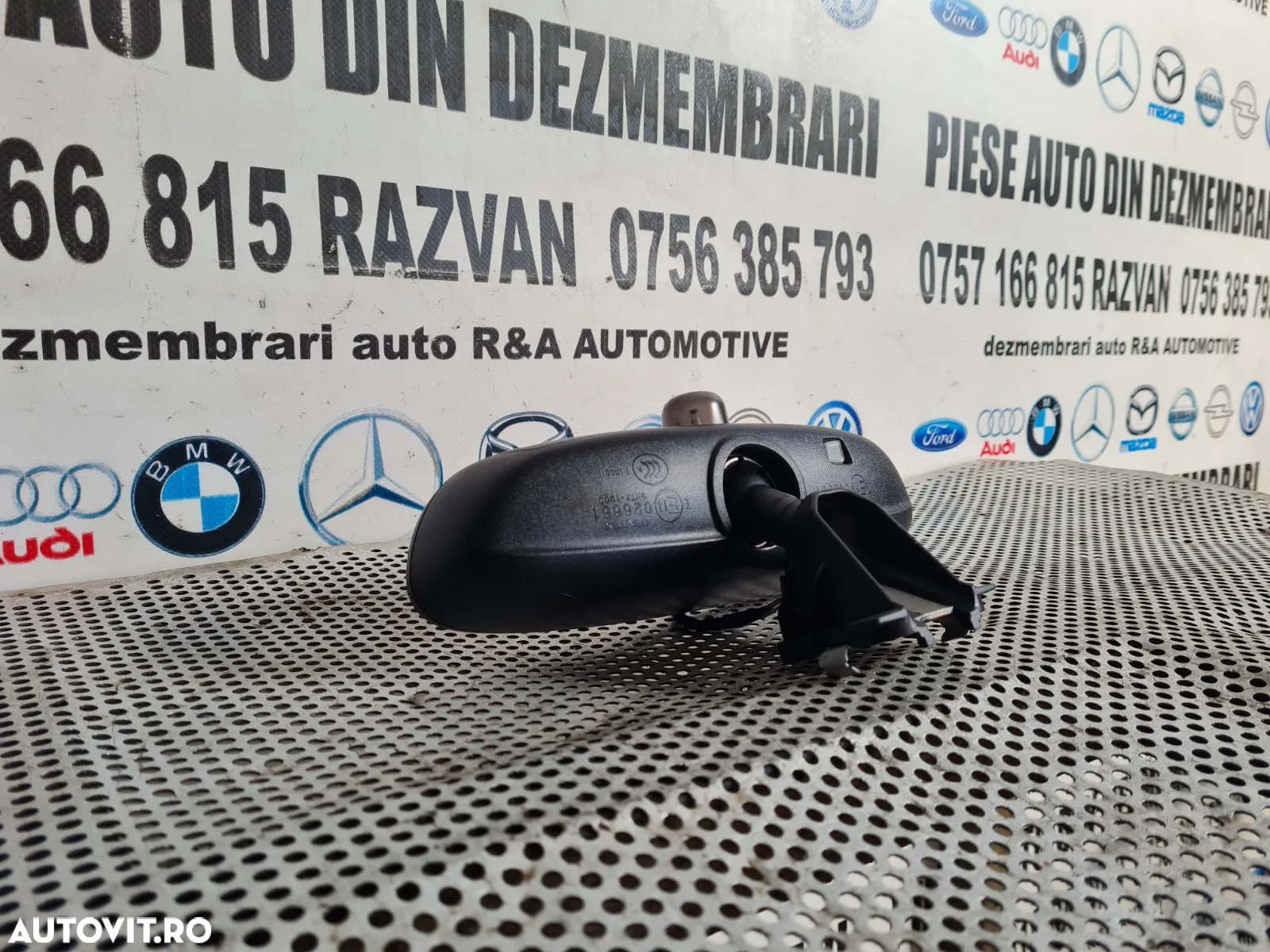Oglinda Interioara Parbriz Retrovizoare Mini Countryman F60 Dezmembrez Bmw/Mini - Dezmembrari Arad - 5