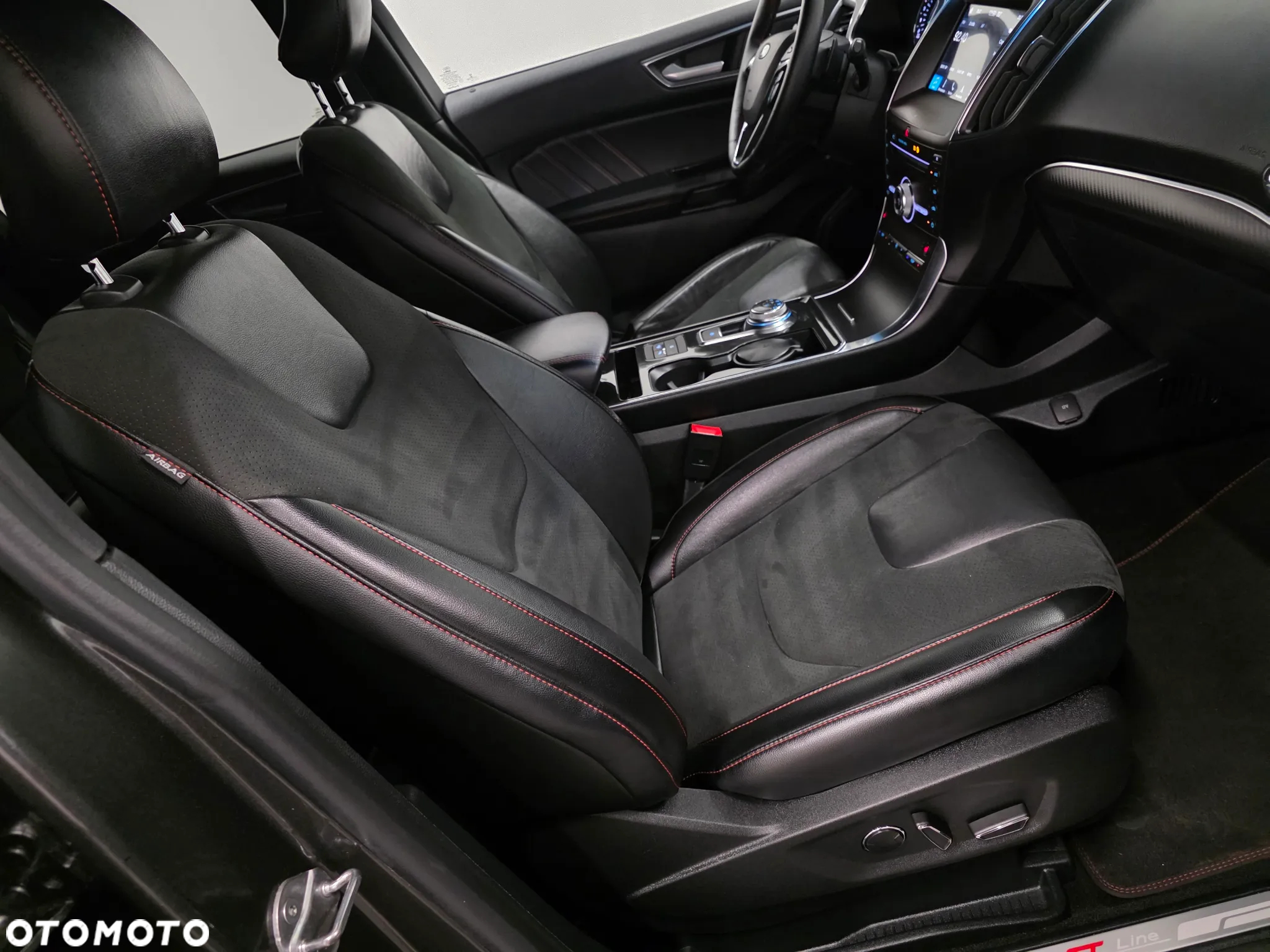 Ford Edge 2.0 EcoBlue Twin-Turbo 4WD ST-Line - 16